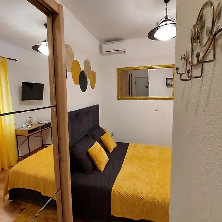 Argo 4* Cres