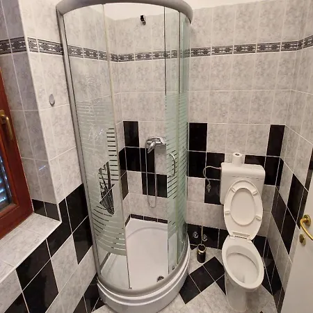 Argo Πανσιόν 3*