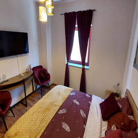 Argo Guest house Cres