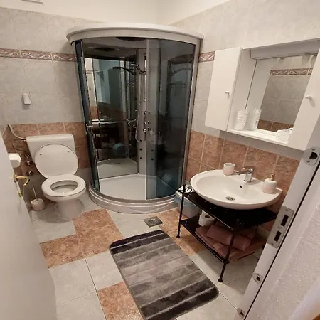 Guest house Argo Cres