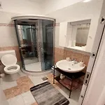 Argo 4* Cres