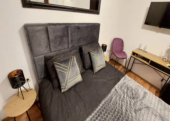 Argo Guest house Cres